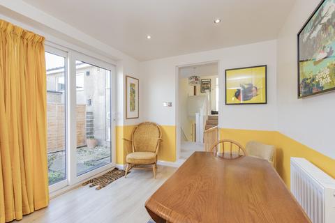 32 Crofts Avenue, Corbridge, NE45 5LZ