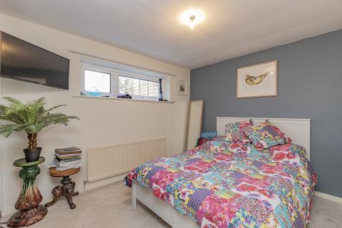 32 Crofts Avenue, Corbridge, NE45 5LZ