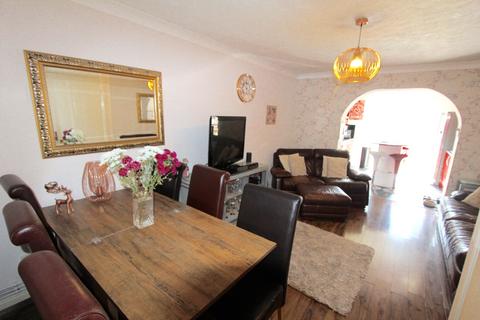 9 Boleyn Close, Chafford Hundred, Grays, RM16 6NU