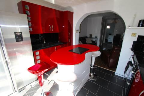 9 Boleyn Close, Chafford Hundred, Grays, RM16 6NU