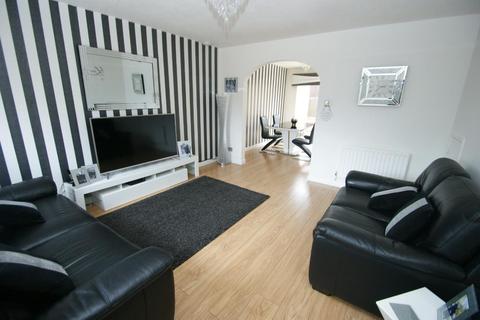 131 Briarcroft Drive, Glasgow, G33 1RD