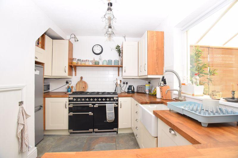 Lower Green Lane, Astley 2 bed cottage £230,000