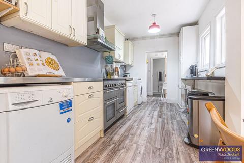 72 Elm Road, Kingston Upon Thames, KT2 6HU