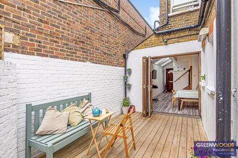 72 Elm Road, Kingston Upon Thames, KT2 6HU