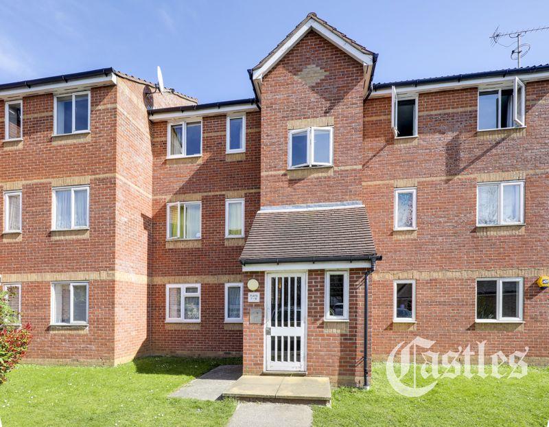Cherry Blossom Close, Palmers Green, N13 1 bed apartment £235,000