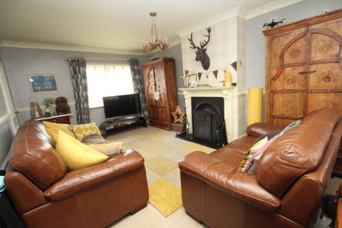 3 The Haven, Bradford, BD10 9HP