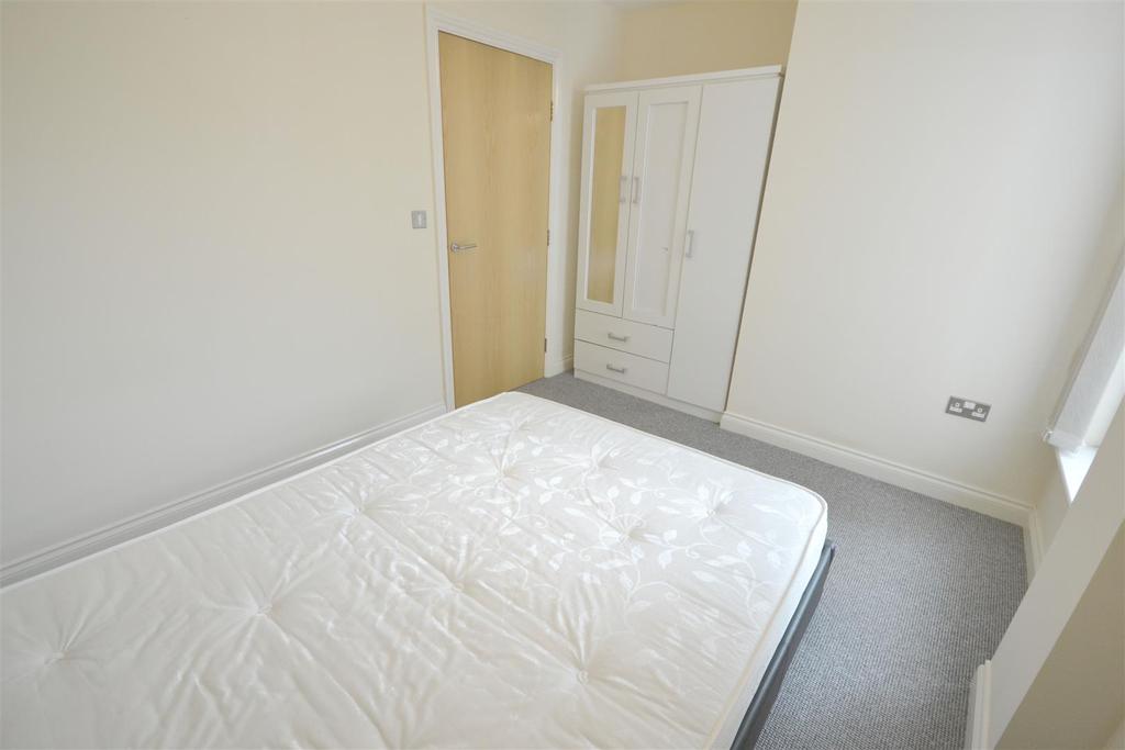 15 67 Watkin Road 003.JPG