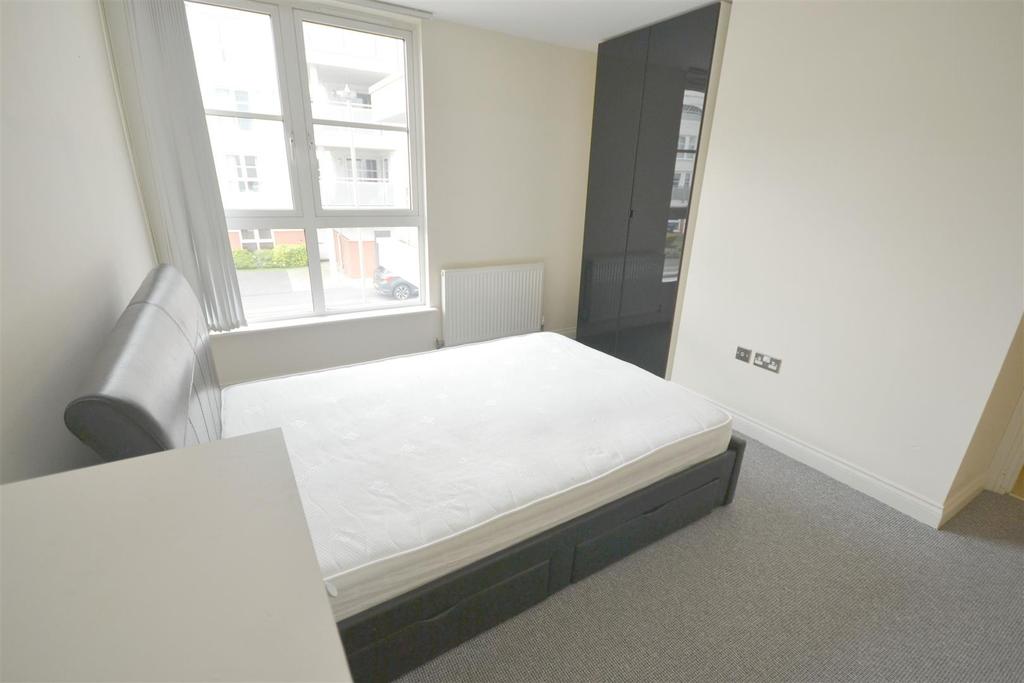 15 67 Watkin Road 009.JPG