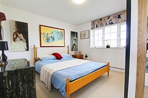 5b Myrtle Green, Hemel Hempstead, HP1 2NF