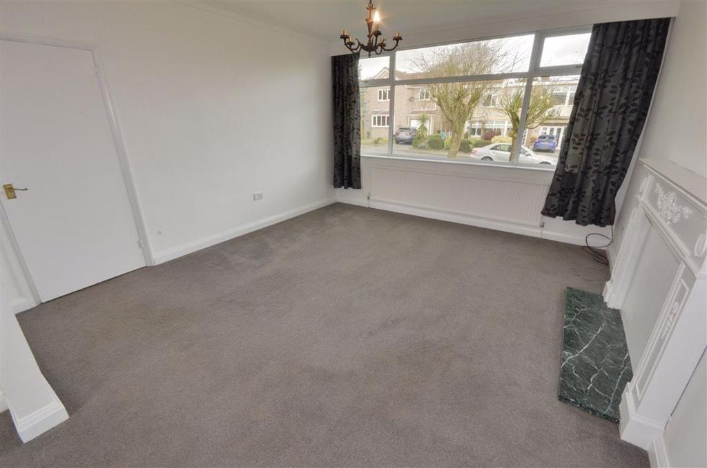 Hardwick Court, Pontefract, WF8 3 bed terraced house £750 pcm (£173 pw)