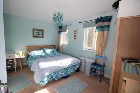 40 Brook View, Grange Park, Northampton, NN4 5DR