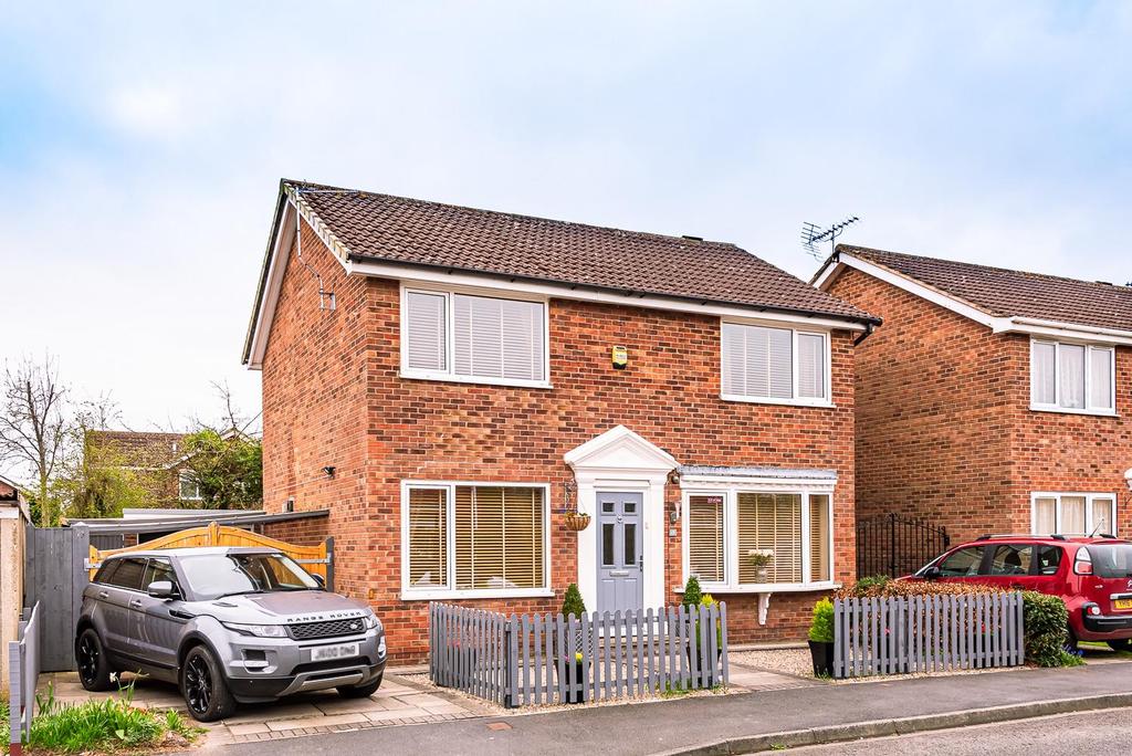 The Gallops, York, YO24 3NF 4 bed detached house £350,000