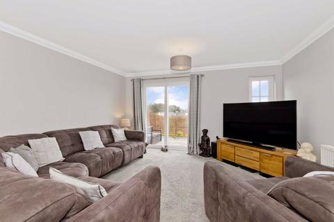 15 Hayfield Brae, Methven, Perth, PH1 3HR
