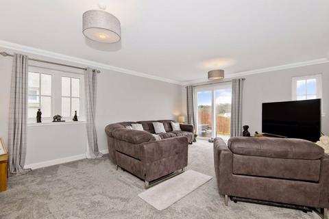 15 Hayfield Brae, Methven, Perth, PH1 3HR
