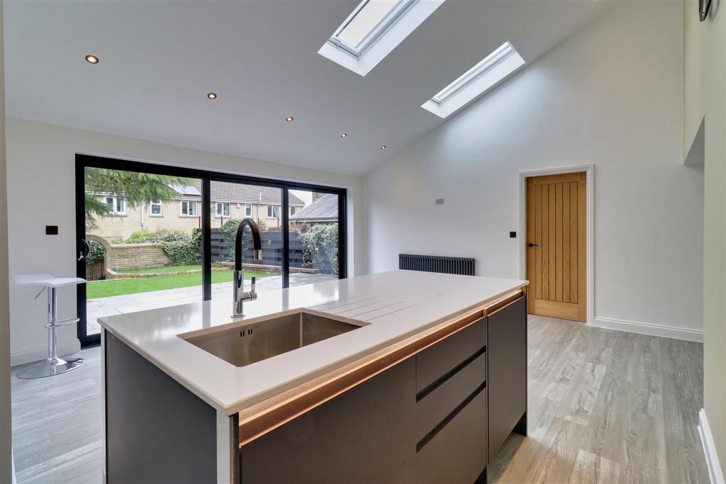 Living/dining/kitchen