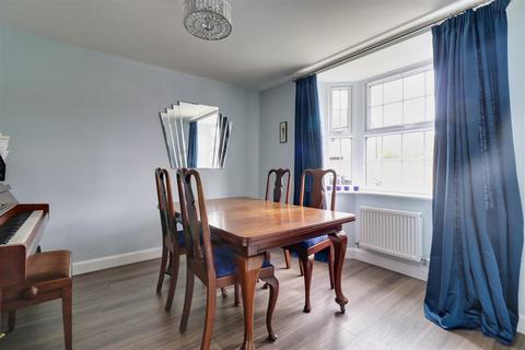 28 Mill Way, Otley, LS21 1FE