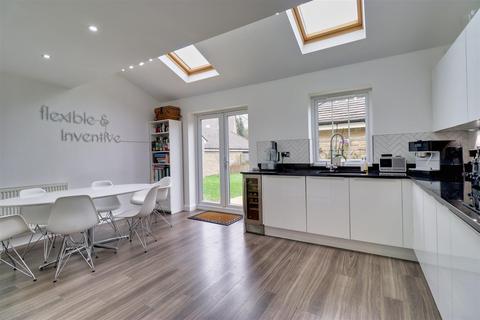 28 Mill Way, Otley, LS21 1FE