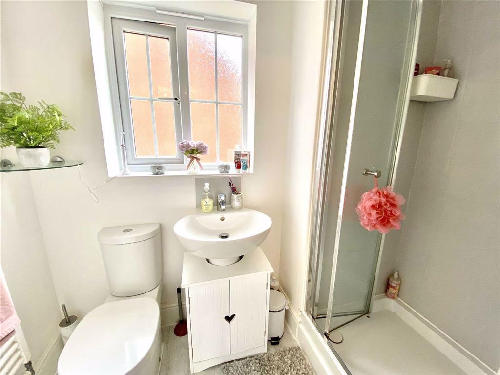 En suite shower (rear)