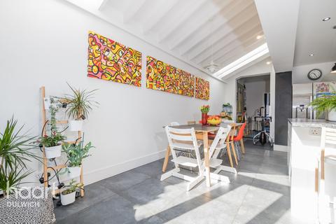 45 Friern Road, London, SE22 0AU