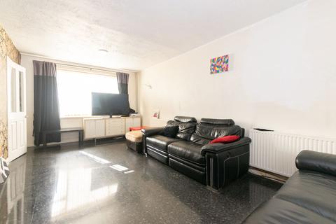 384 Easterly Road, Leeds, LS8 3AU