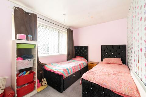 384 Easterly Road, Leeds, LS8 3AU
