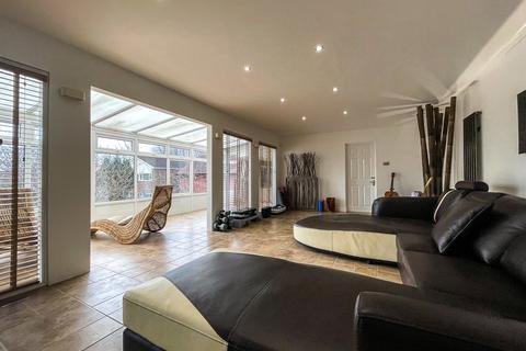 9 Burnside, Peterlee, SR8 1BX