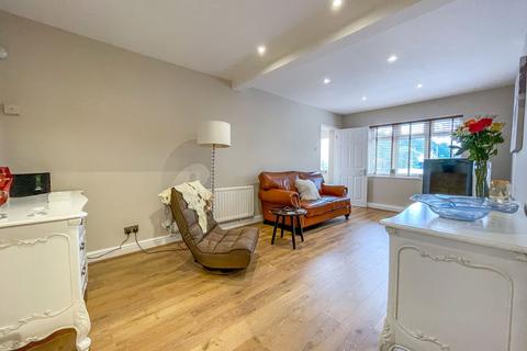 9 Burnside, Peterlee, SR8 1BX