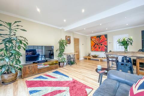 9 Burnside, Peterlee, SR8 1BX