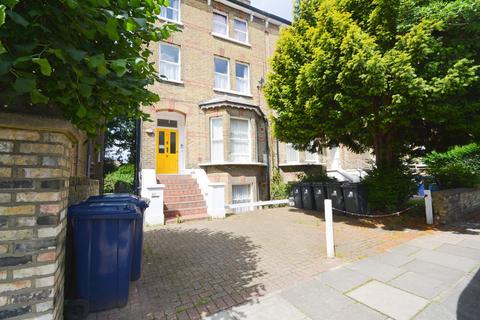 2 bedroom flat to rent, Grange Park,Ealing,W5