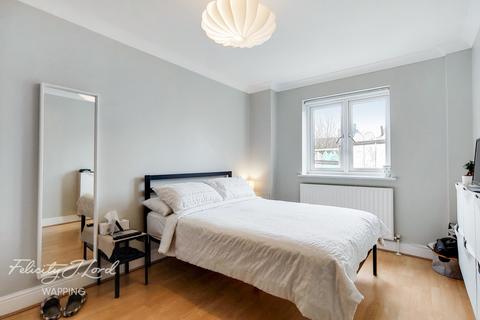100 Glamis Place, London, E1W 3EF