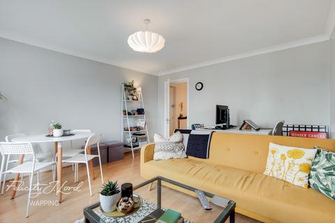 100 Glamis Place, London, E1W 3EF