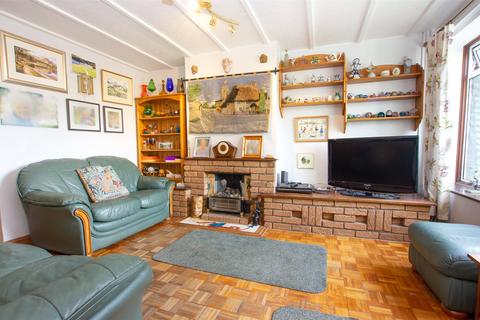25 Evans Road, Eynsham, Witney, OX29 4QT