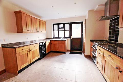 23 Queen Street, London, N17 8HX
