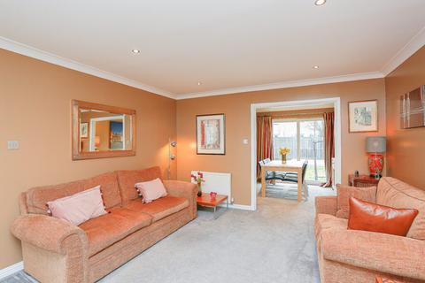 15 Pine Crescent, Menstrie, FK11 7DT