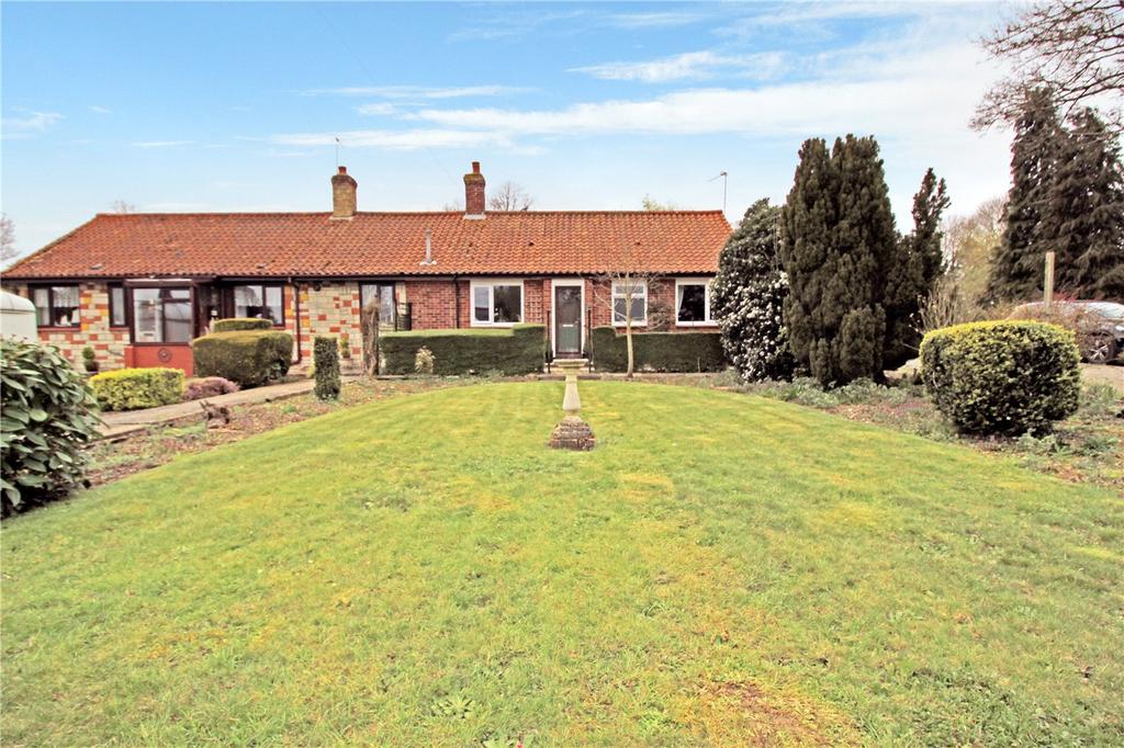 St. Marys Close, Rockland St. Mary, Norwich, Norfolk, NR14 3 bed