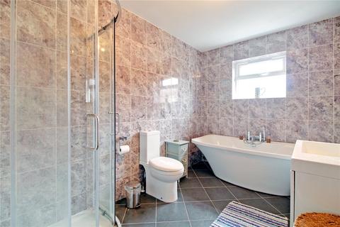 17 Brickle Road, Stoke Holy Cross, Norwich, NR14 8NG