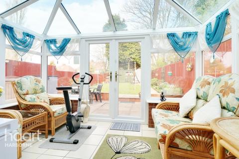 89 Abbey Crescent, Oldbury, B68 9HL