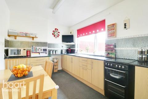 89 Abbey Crescent, Oldbury, B68 9HL