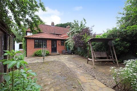 297 Drayton High Road, Norwich, NR6 5BL