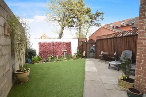 50a Greenhill, Weymouth, DT4 7SL