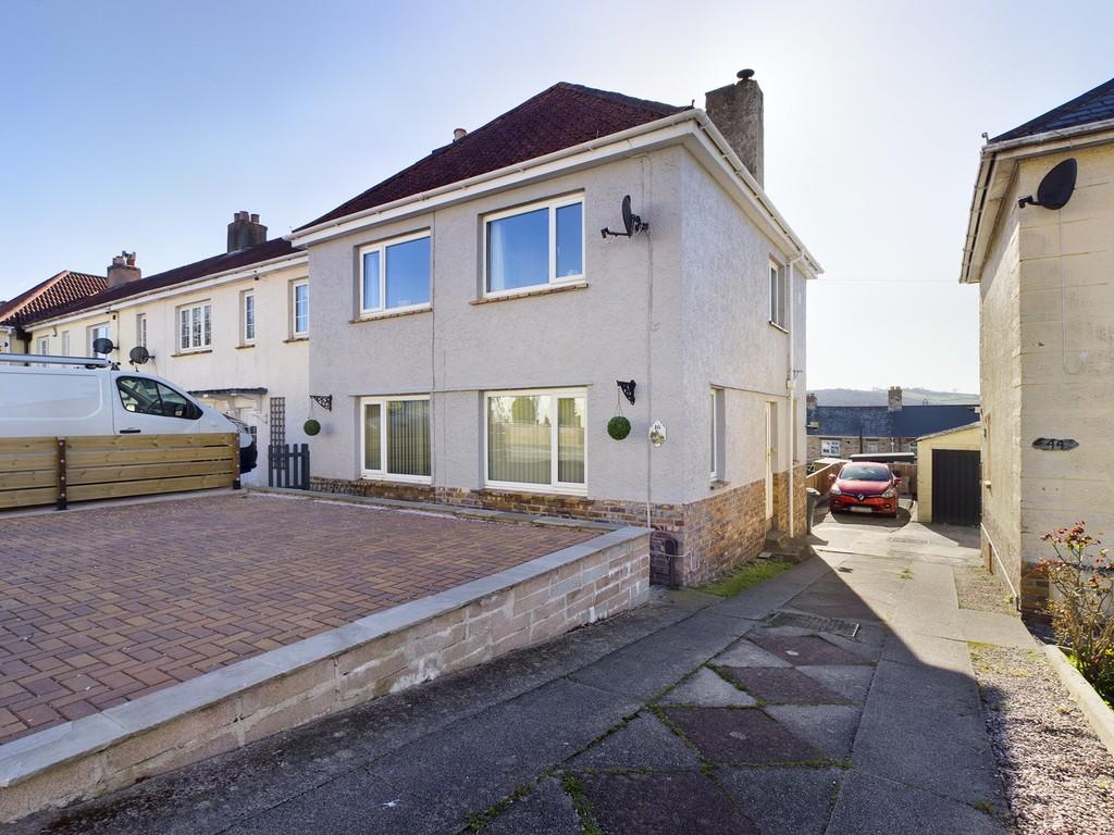 Lime Tree Walk Newton Abbot 3 Bed End Of Terrace House £240 000