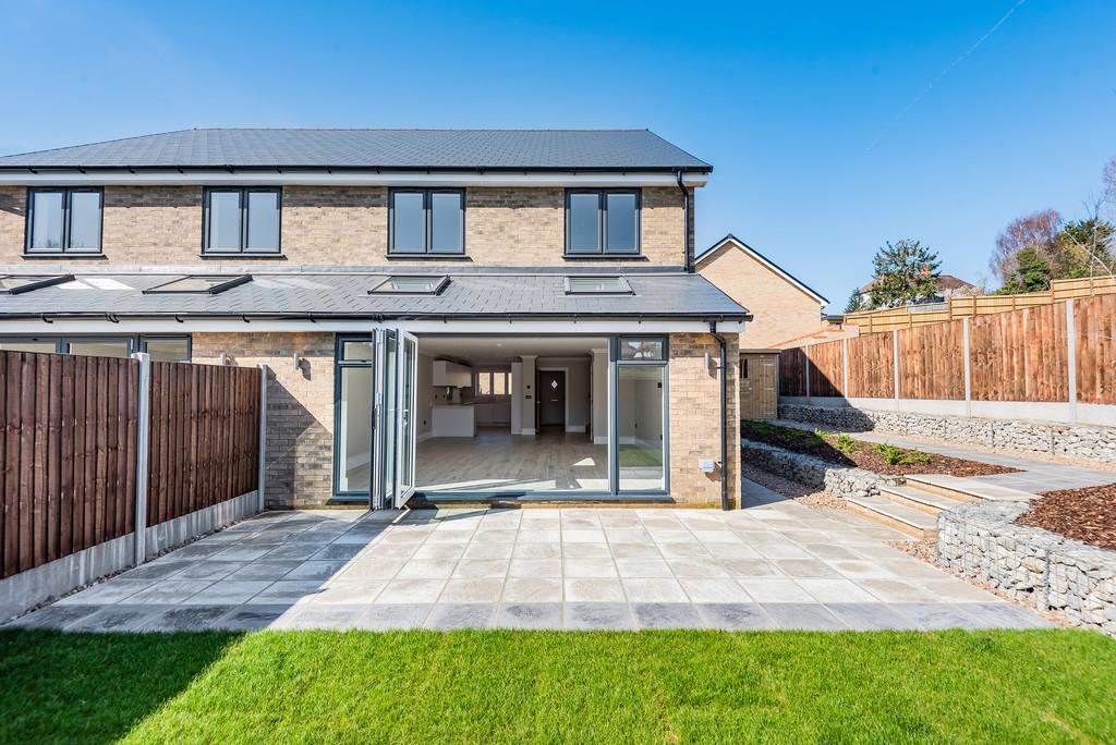 Poplar Close, Ashford Road, Maidstone 3 bed semidetached house £