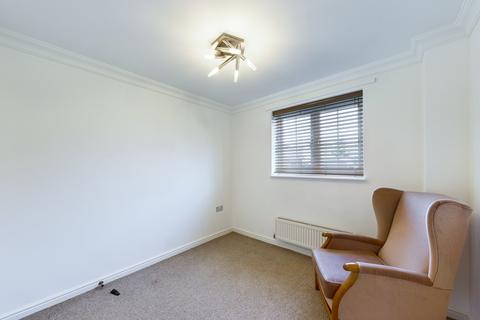 22 Cavalier Court, Balby, Doncaster, DN4 8TW