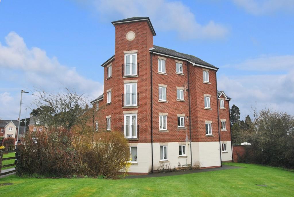 Pooler Close, Wellington, Telford, TF1 2HP 1 bed apartment £90,000