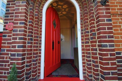 53 Worcester Crescent, Woodford Green, IG8 0LX
