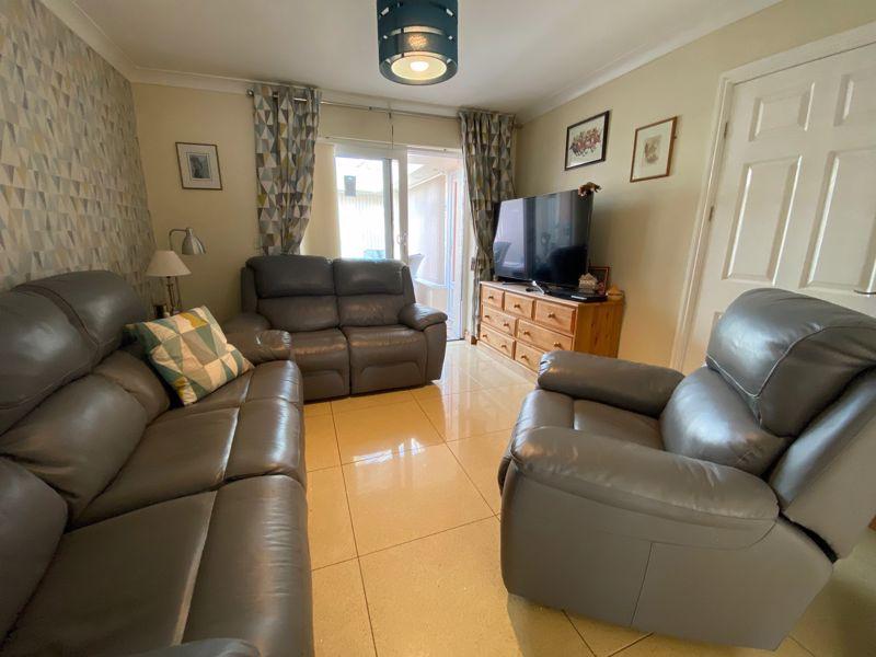 The Meadows, Skewen, Neath, SA10 6SJ 2 bed detached bungalow £268,500
