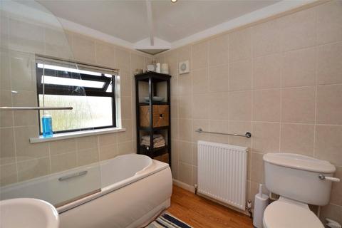 50 Woodside View, Leeds, LS4 2QS