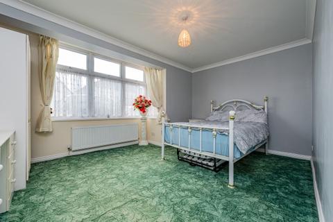 19 Aldborough Road, Dagenham, RM10 8AT
