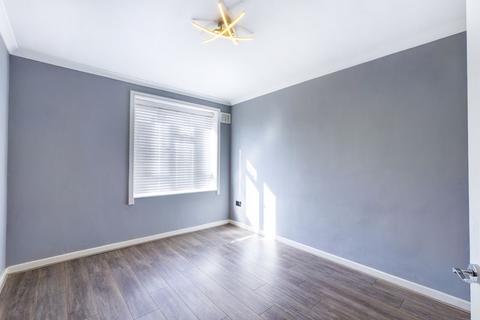 21 Galey Green, South Ockendon, RM15 5BP