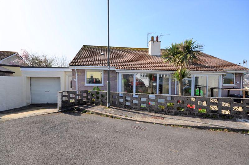 WINDMILL CLOSE, BRIXHAM 2 bed semidetached bungalow £265,000